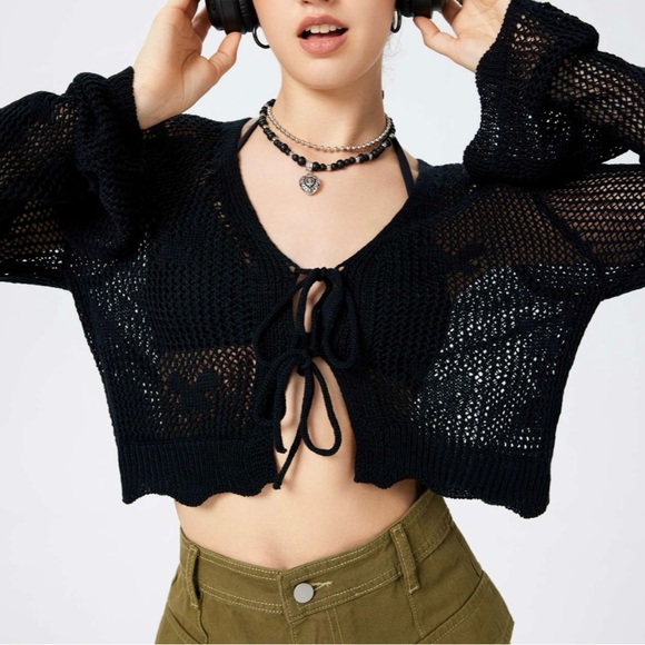 Cider Sweaters - 🖤 Solid Hollow Out Knit Knotted Cardigan – Black Sz. Sm